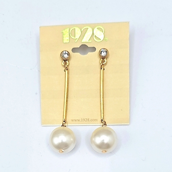 1928 Jewelry - 1928 Gold and Pearl Drop Earrings